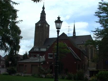 Kerken-Nieukerk : Kath. Kirche St. Dionysius